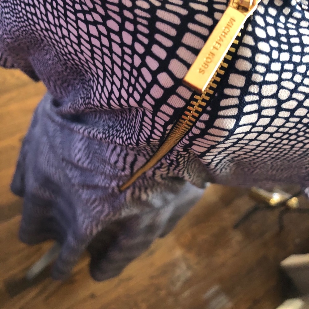 Dress - Picture 4 of 7